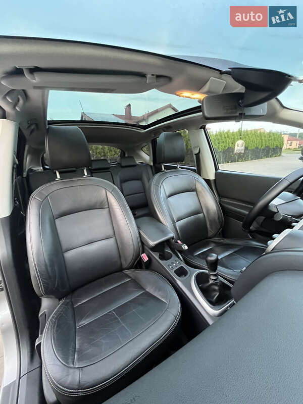 Позашляховик / Кросовер Nissan Qashqai 2010 в Стрию