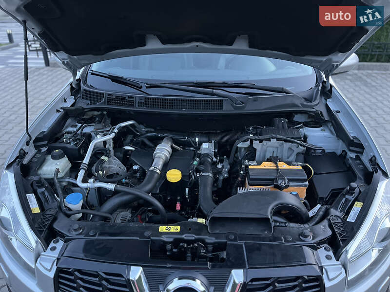 Позашляховик / Кросовер Nissan Qashqai 2010 в Стрию