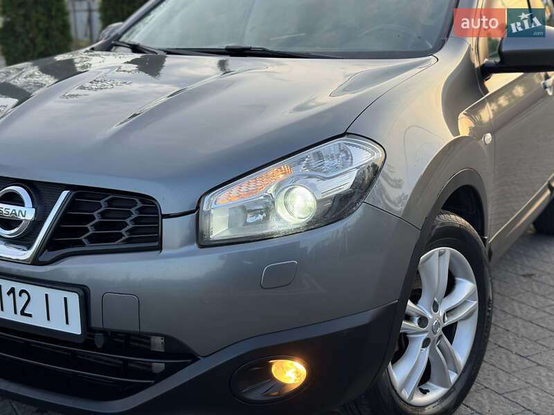 Позашляховик / Кросовер Nissan Qashqai 2011 в Надвірній