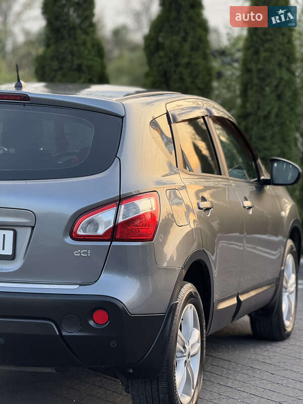 Позашляховик / Кросовер Nissan Qashqai 2011 в Надвірній