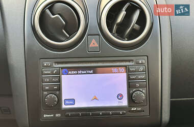 Внедорожник / Кроссовер Nissan Qashqai 2010 в 