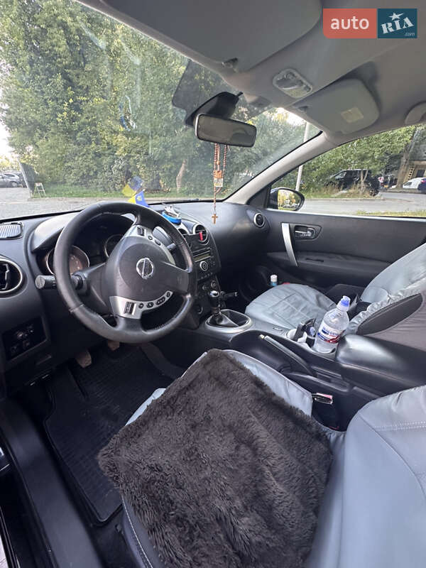 Внедорожник / Кроссовер Nissan Qashqai 2009 в Тернополе фото 9 Внедорожник / Кроссовер Nissan Qashqai 2009 в Тернополе