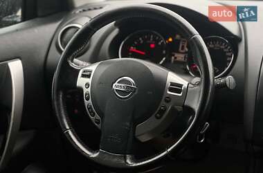 Внедорожник / Кроссовер Nissan Qashqai 2013 в 