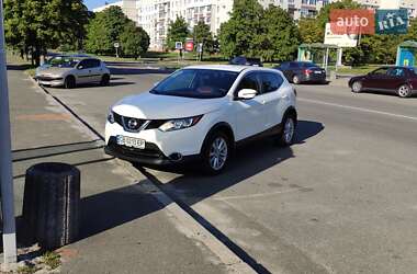 Внедорожник / Кроссовер Nissan Qashqai 2017 в 
