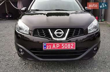 Внедорожник / Кроссовер Nissan Qashqai 2010 в 