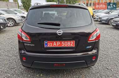 Внедорожник / Кроссовер Nissan Qashqai 2010 в 