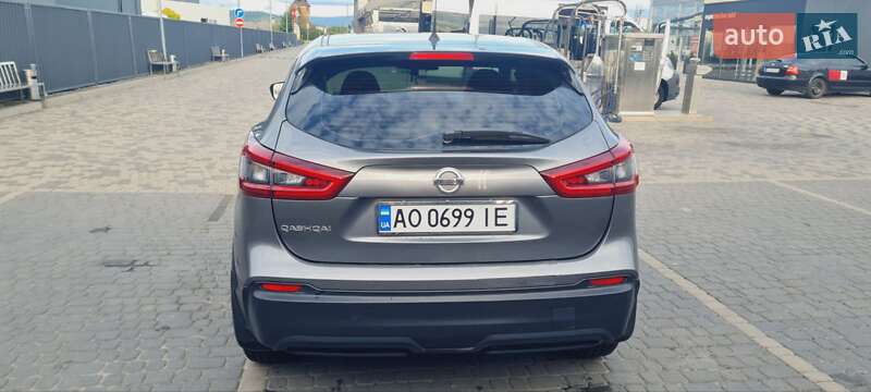 Внедорожник / Кроссовер Nissan Qashqai 2018 в Ужгороде