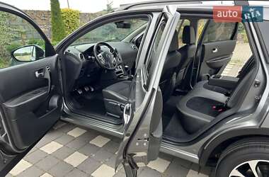 Внедорожник / Кроссовер Nissan Qashqai 2013 в 