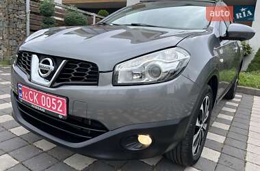 Внедорожник / Кроссовер Nissan Qashqai 2013 в 