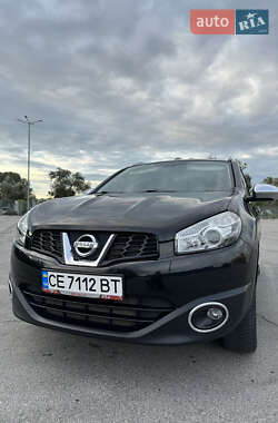 Внедорожник / Кроссовер Nissan Qashqai 2010 в Черновцах