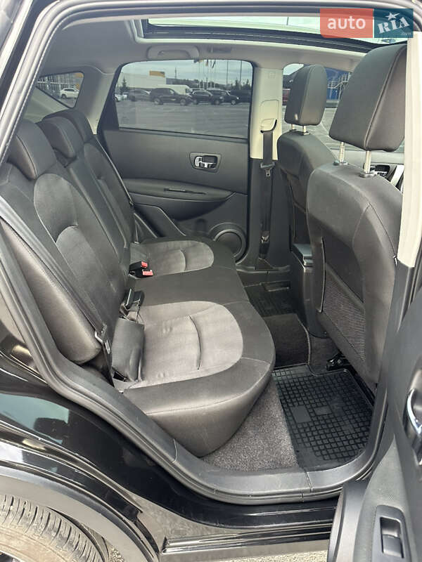 Внедорожник / Кроссовер Nissan Qashqai 2010 в Черновцах