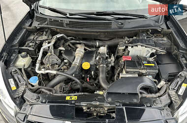 Позашляховик / Кросовер Nissan Qashqai 2010 в 
