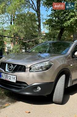 Внедорожник / Кроссовер Nissan Qashqai 2010 в Калуше