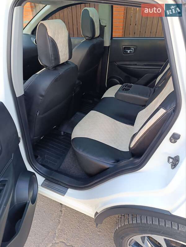 Внедорожник / Кроссовер Nissan Qashqai 2013 в Александрие