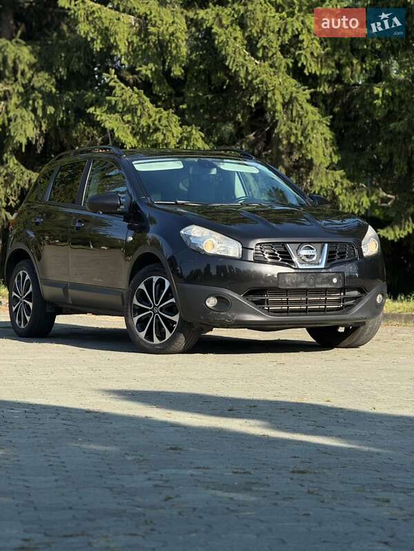 Внедорожник / Кроссовер Nissan Qashqai 2013 в 