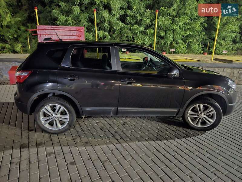 Внедорожник / Кроссовер Nissan Qashqai 2011 в Смеле