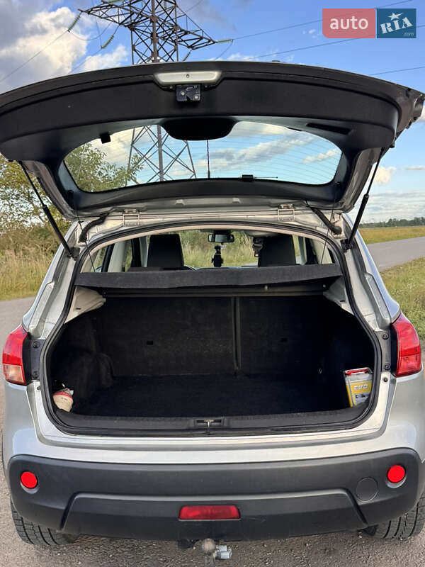 Позашляховик / Кросовер Nissan Qashqai 2008 в Стрию