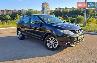 Позашляховик / Кросовер Nissan Qashqai 2016 в Рівному