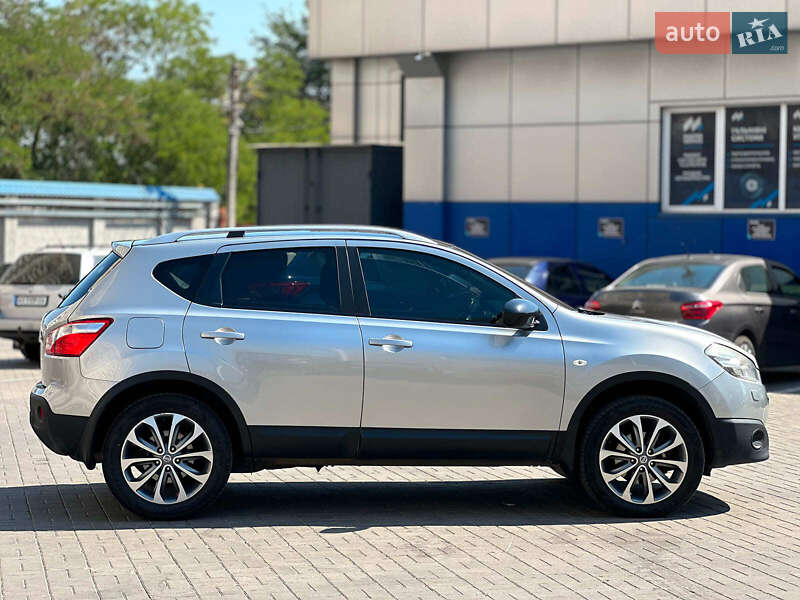 Внедорожник / Кроссовер Nissan Qashqai 2010 в Одессе
