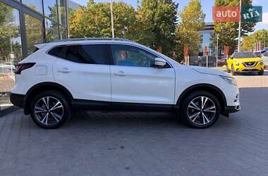 Внедорожник / Кроссовер Nissan Qashqai 2020 в 