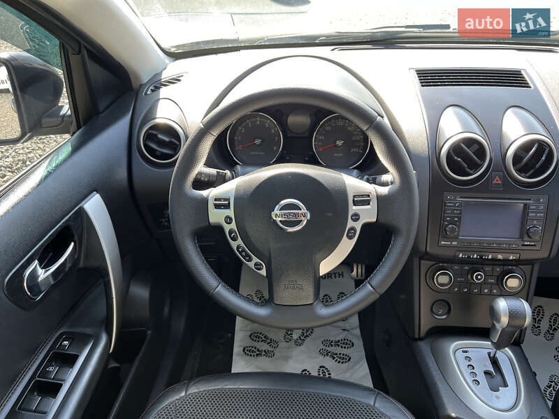 Внедорожник / Кроссовер Nissan Qashqai 2009 в Черкассах