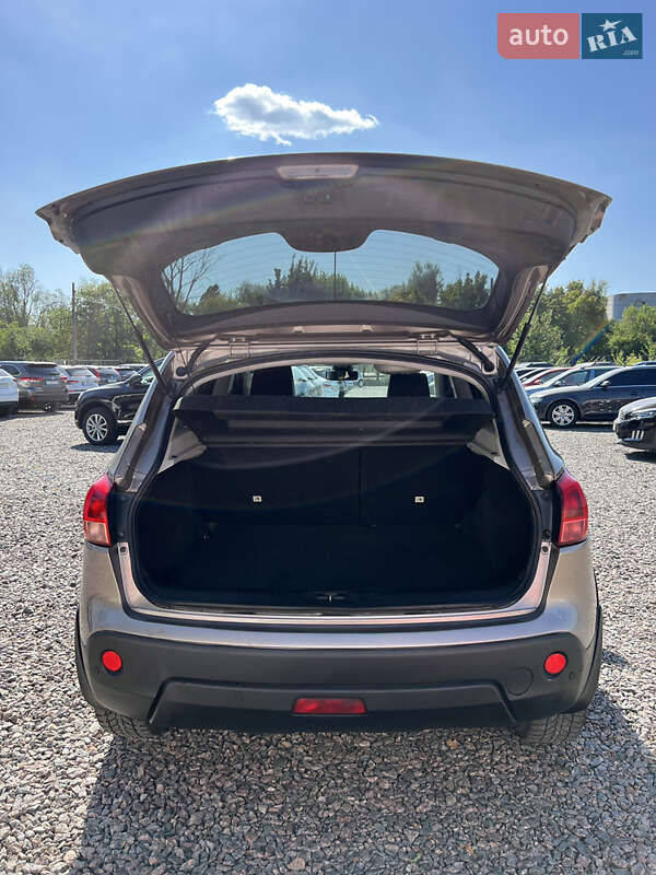 Внедорожник / Кроссовер Nissan Qashqai 2009 в Черкассах