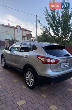 Позашляховик / Кросовер Nissan Qashqai 2014 в Тернополі