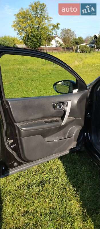 Внедорожник / Кроссовер Nissan Qashqai 2008 в Звягеле