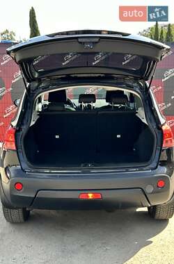 Внедорожник / Кроссовер Nissan Qashqai 2009 в 
