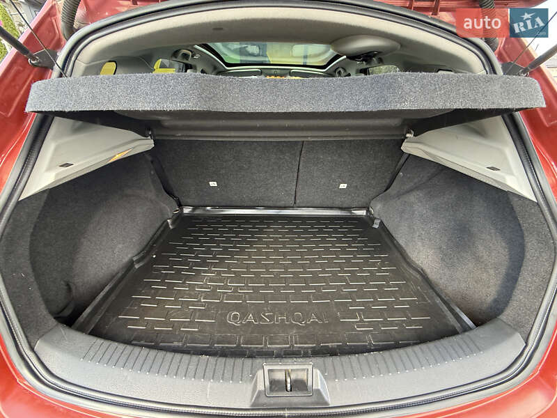 Позашляховик / Кросовер Nissan Qashqai 2008 в Стрию