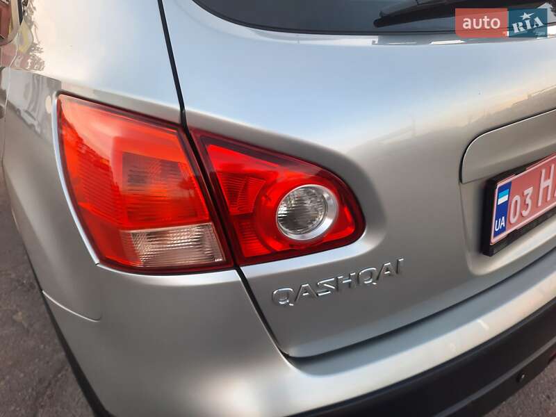 Внедорожник / Кроссовер Nissan Qashqai 2009 в Полтаве