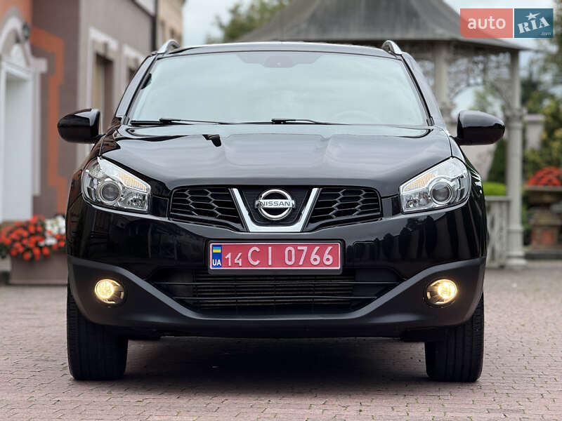 Внедорожник / Кроссовер Nissan Qashqai 2011 в Стрые