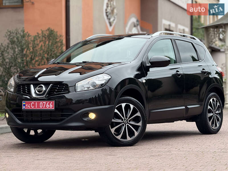Внедорожник / Кроссовер Nissan Qashqai 2011 в Стрые