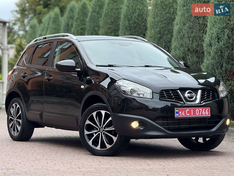 Внедорожник / Кроссовер Nissan Qashqai 2011 в Стрые