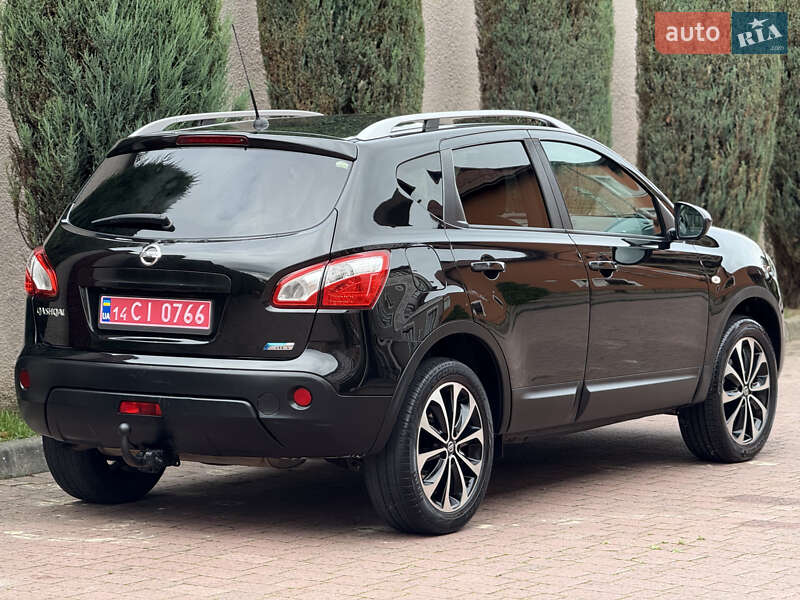 Внедорожник / Кроссовер Nissan Qashqai 2011 в Стрые