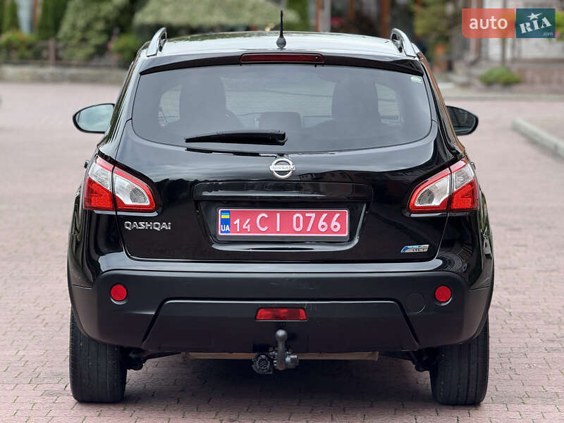 Внедорожник / Кроссовер Nissan Qashqai 2011 в Стрые
