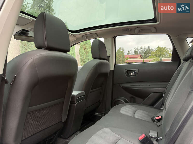Внедорожник / Кроссовер Nissan Qashqai 2011 в Стрые