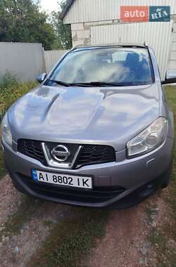 Внедорожник / Кроссовер Nissan Qashqai 2011 в 
