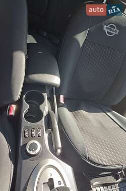 Внедорожник / Кроссовер Nissan Qashqai 2011 в 