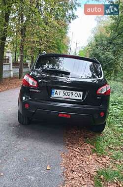 Внедорожник / Кроссовер Nissan Qashqai 2013 в 