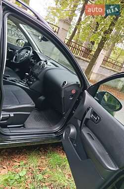 Внедорожник / Кроссовер Nissan Qashqai 2013 в 