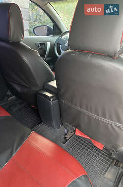 Внедорожник / Кроссовер Nissan Qashqai 2008 в 