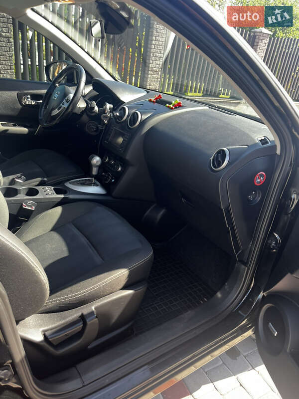 Внедорожник / Кроссовер Nissan Qashqai 2011 в Хмельницком