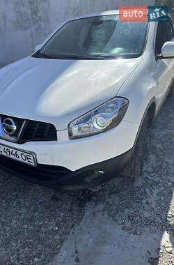 Внедорожник / Кроссовер Nissan Qashqai 2011 в Ивано-Франковске