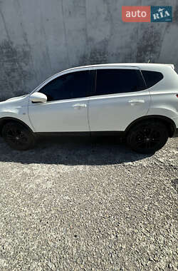 Внедорожник / Кроссовер Nissan Qashqai 2011 в Ивано-Франковске