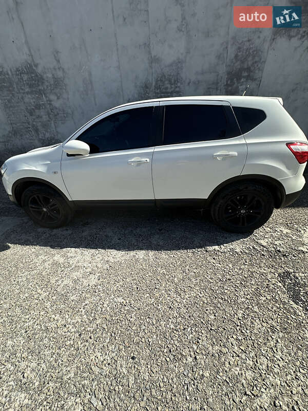 Внедорожник / Кроссовер Nissan Qashqai 2011 в Ивано-Франковске фото 14 Внедорожник / Кроссовер Nissan Qashqai 2011 в Ивано-Франковске