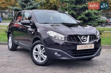 Позашляховик / Кросовер Nissan Qashqai 2011 в Львові