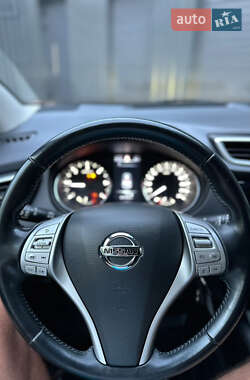 Внедорожник / Кроссовер Nissan Qashqai 2014 в 