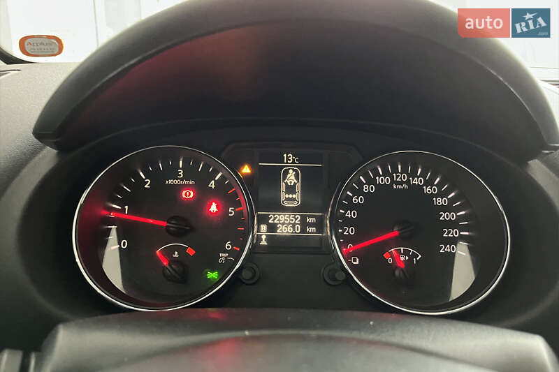 Внедорожник / Кроссовер Nissan Qashqai 2012 в Шептицькому