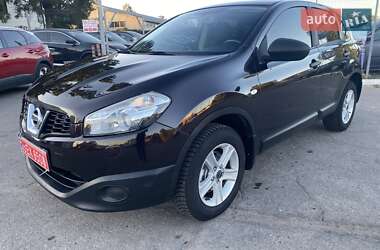 Внедорожник / Кроссовер Nissan Qashqai 2011 в 
